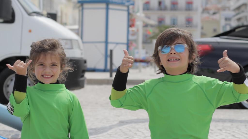 Zulla Nazare'S Surf Village Exterior photo